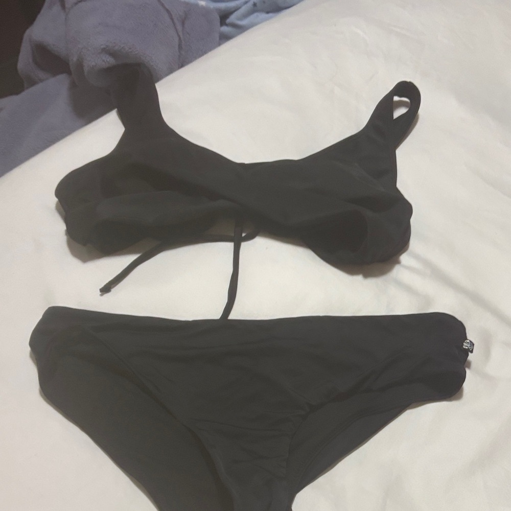 La Vie En Rose Black Bikini Set